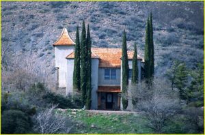 Villa with pines in Jerome