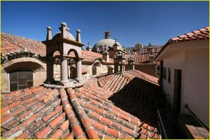 Inglesia de San Francisco rooftop