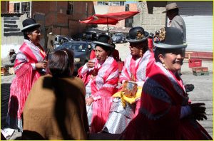 Citizens of La Paz prepare for the annual El Gran Pode festival and parade with 25,000 participants