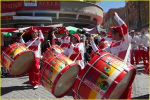 Citizens of La Paz prepare for the annual El Gran Pode festival and parade with 25,000 participants