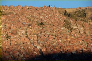 La Paz districts clinging to the slopes of the valley