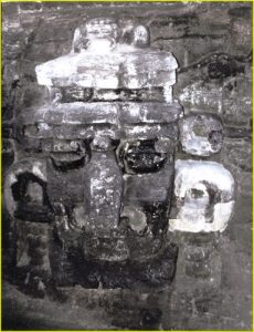 Tikal - mask