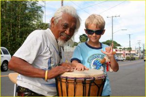 With Moki, a drummer from Honoka'a, The Big Island (and he has a step-grandson in Krakow!)
