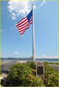Monument to WW II soldiers at Piermont pier