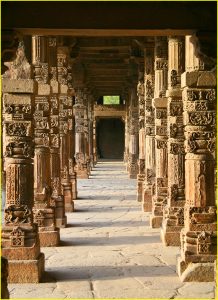 Quwwat-ul-Islam Mosque, Mehrauli Archeological Park, New Delhi