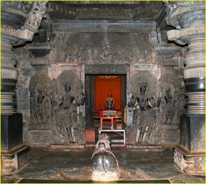 Nandi guarding entrance to inner sanctum with linga (phallic symbol), Hoysaleshvara Temple, Halebid, Karnataka