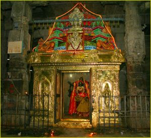 Side "altar" in Sri Ekambaranathar Temple, Kanchipuram, Tamil Nadu