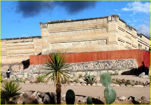 A Mitla facade