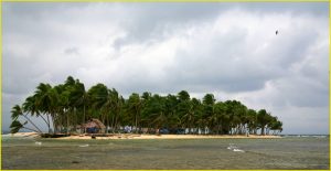Relaxing Isla Aguja (Needle Island)