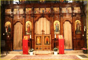 Inside the St. Julien le Pauvre church