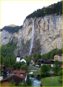 Staubach waterfall in Lauterbrunnen