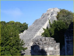 Estructura IX, Becan's tallest pyramid