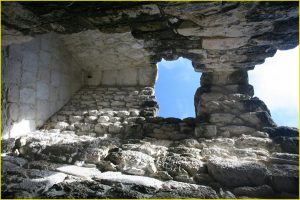 Vaulted room, Becan