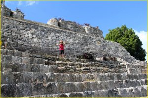 At the Mayan site of Kohunlich