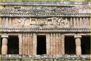 Facade of El Palacio, Sayil