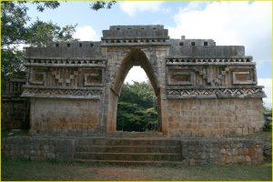 Highly decorated corbelled arch (el Arco), Labna